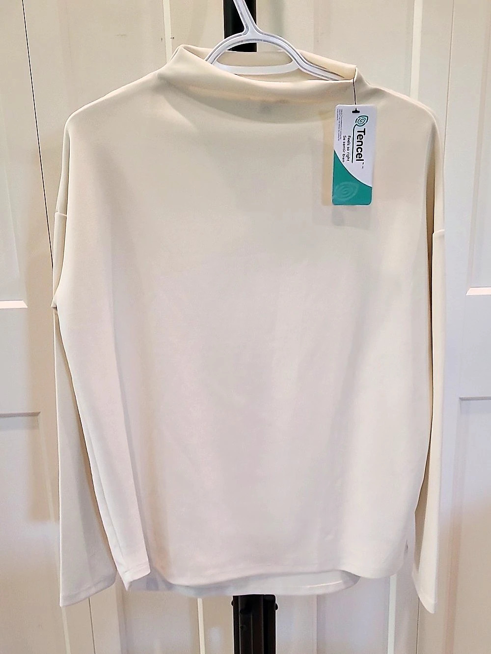 Up! Tencel Long Sleeve Top in Cream Size Small NWT